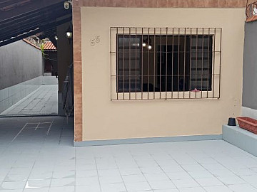 Cass de 84,20m�, 2 quartos, 2 vagas lado praia em Mongagu�