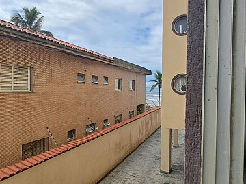 Apartamento de 1 quarto, predio frente mar em Mongagu� - SP.